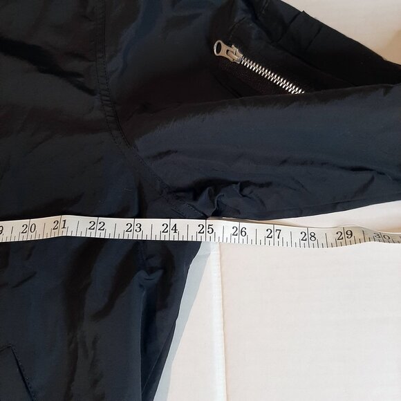 Rare Throne and Liberty Jacket size fits like US size XLarge NCSoft Amazon Games - Picture 8 of 9